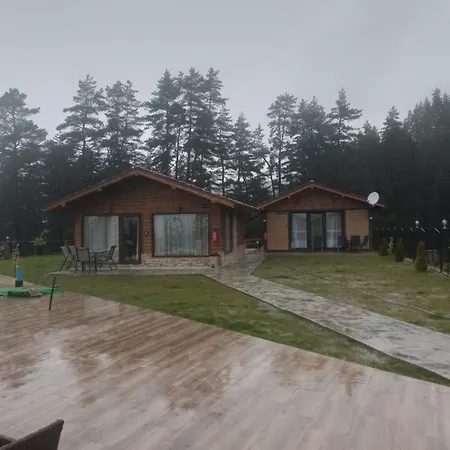 Луксозна вила Safi Forest Village